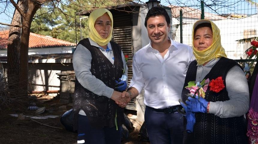 CHP adayı Aras kadınlara s&ouml;z verdi, imza attı