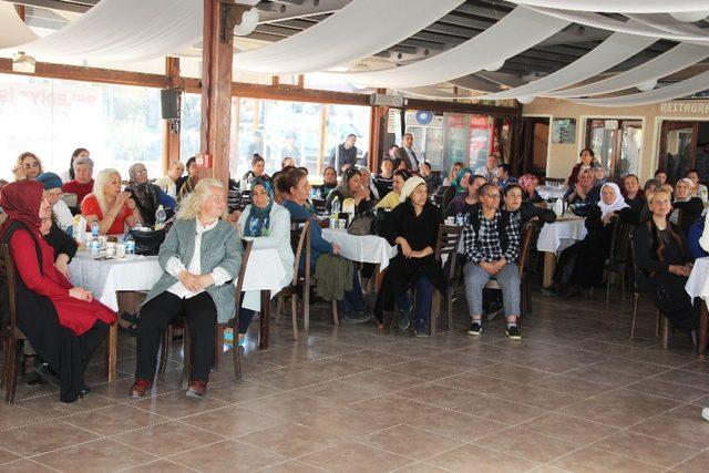 Dr. Tahir Ateş: “Kadınlar demokrasimiz için olmazsa olmazımızdır”