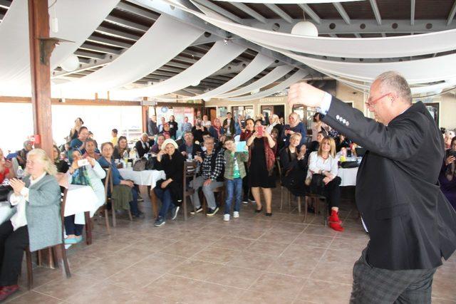 Dr. Tahir Ateş: “Kadınlar demokrasimiz için olmazsa olmazımızdır”