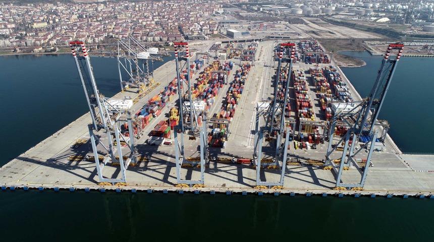 Limanda dev vin&ccedil;ler uzaktan kumanda ediliyor