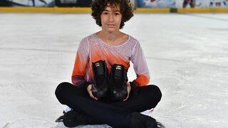 Buz pateninin yükselen yıldızı Efe Çetiz Sofya'da dünya rekoru kırdı