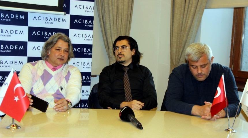 Acıbadem Kayseri Hastanesi’nden sınava girecek öğrencilere seminer verildi