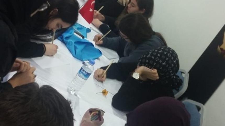 &rsquo;Gen&ccedil; Kalemler Yazıyor&rsquo; projesi