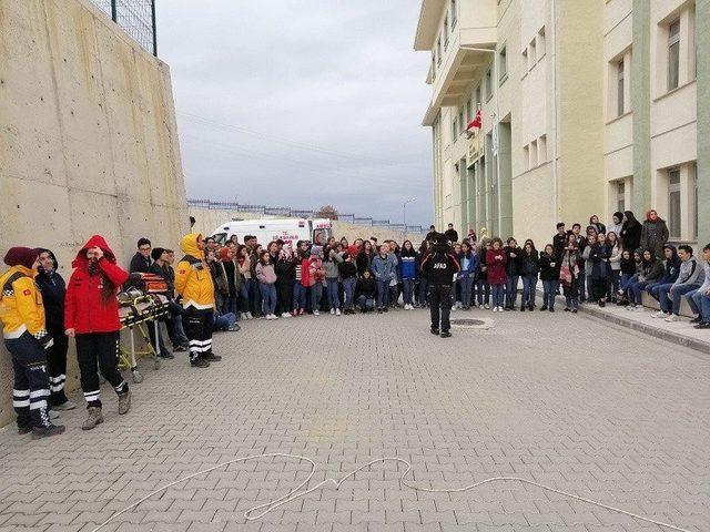 AFAD Müdürlüğü’nden deprem tatbikatı