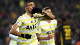 Fenerbahçeli futbolcu Mehmet Topal’da yırtık tespit edildi