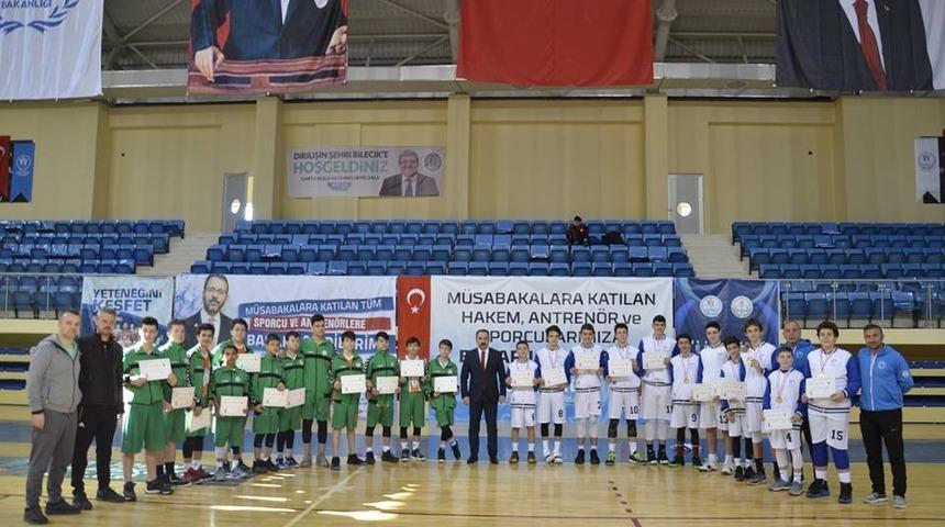 Basketbol Yıldızlar Kız-Erkek Grup M&uuml;sabakaları sona erdi