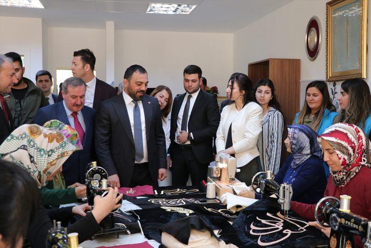 "Tükiye'yi zillete götürmek isteyenlere asla müsaade etmeyelim" G3