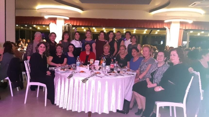 Anneler Derneğinden kadınlar gününde yemek