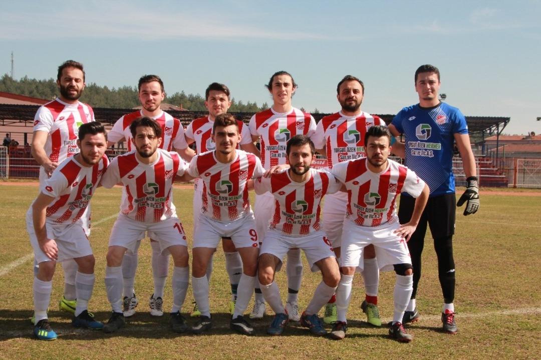 Bilecikspor kendi evinde Bayırk&ouml;yspor&rsquo;a mağlup oldu