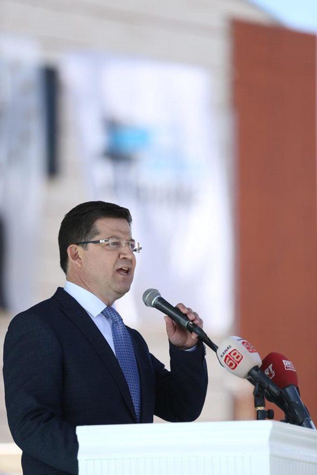 Denizle de k&uuml;t&uuml;phane a&ccedil;ılışına yoğun ilgi 3