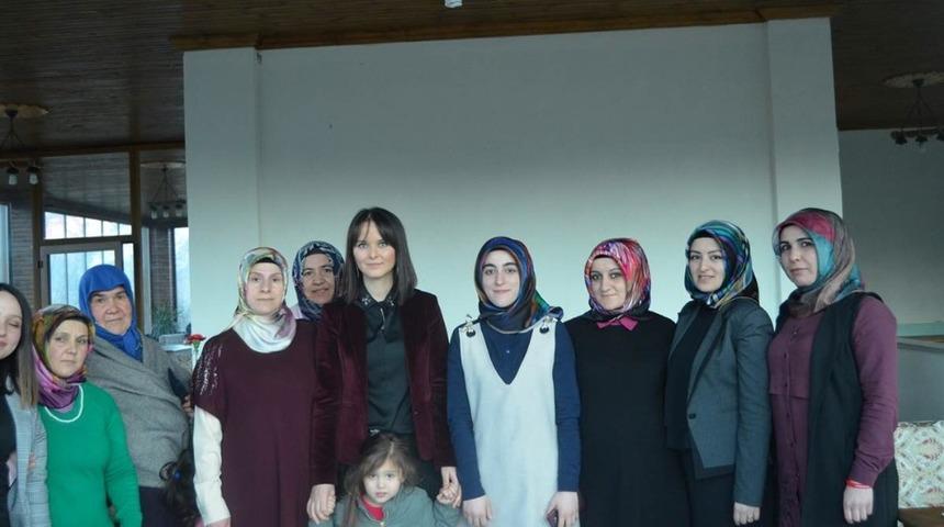 Oltu&rsquo;da Kadınlar G&uuml;n&uuml; etkinliği