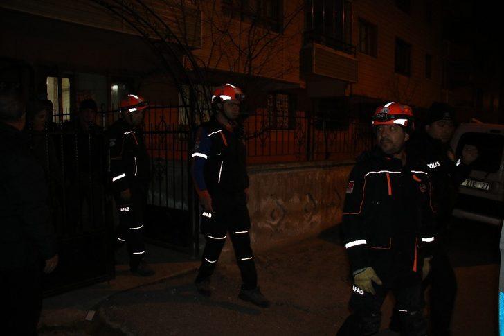 Ankara'da bir binada çökme tehlikesi! Tahliye edildiler G2