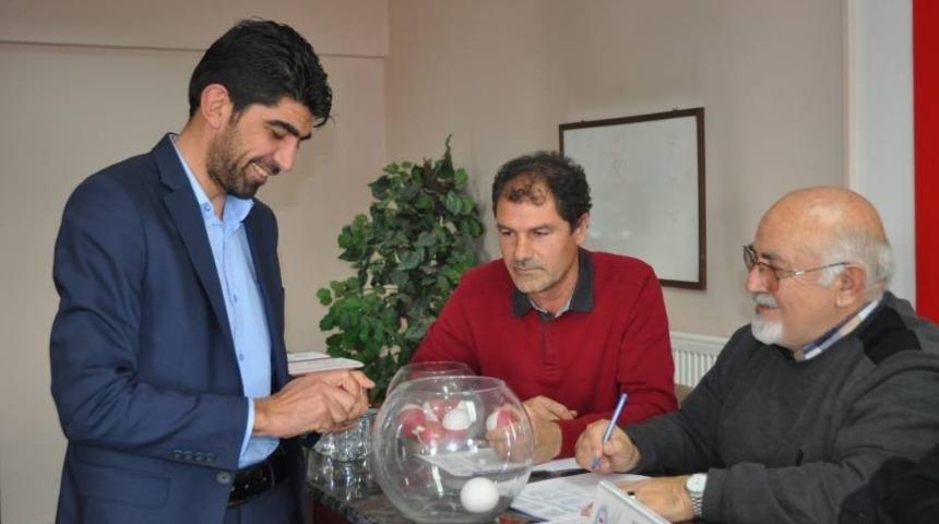 İkinci Amat&ouml;r K&uuml;me U-19 Ligi Fikst&uuml;r&uuml; &ccedil;ekildi