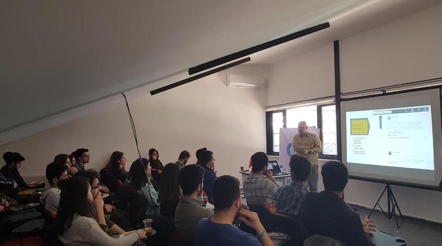 Öğrenciler, Üniversiteli Pazarı’ndaki seminerde buluştu