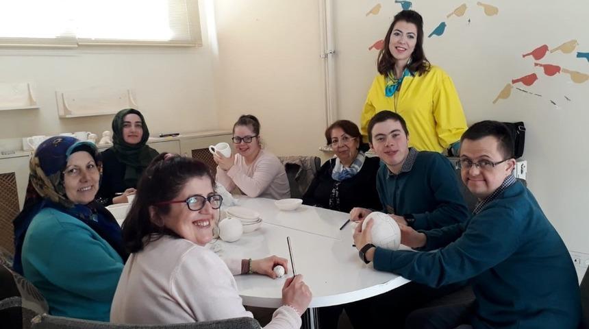 Engelli bireyler &ccedil;inicilik &ouml;ğreniyor