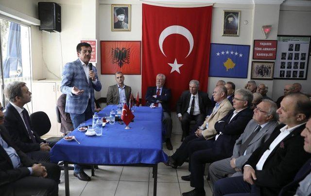 AK Parti İzmir Büyükşehir Belediye Başkan adayı Zeybekci: 