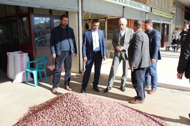 Pazarcı esnafından Cevheri’ye yoğun ilgi