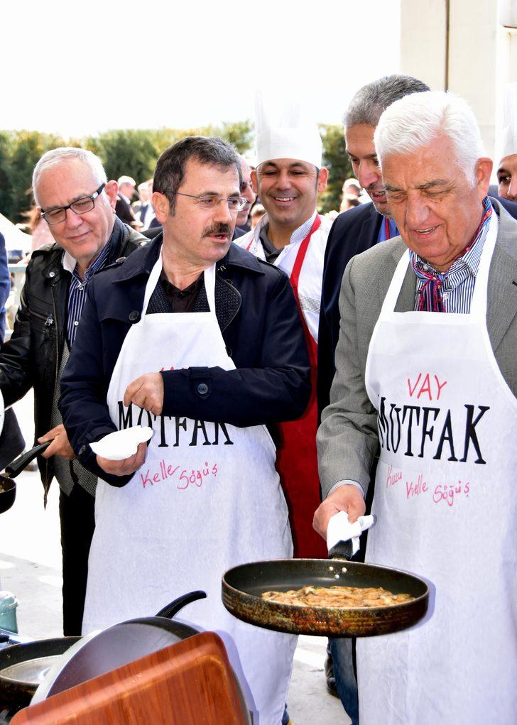 6 ton hamsi yalnızca 1 saatte tüketildi G3