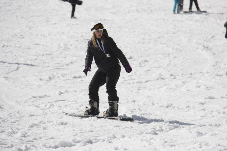 Sezon uzadı, tatilciler soluğu Uludağ'da aldı G2