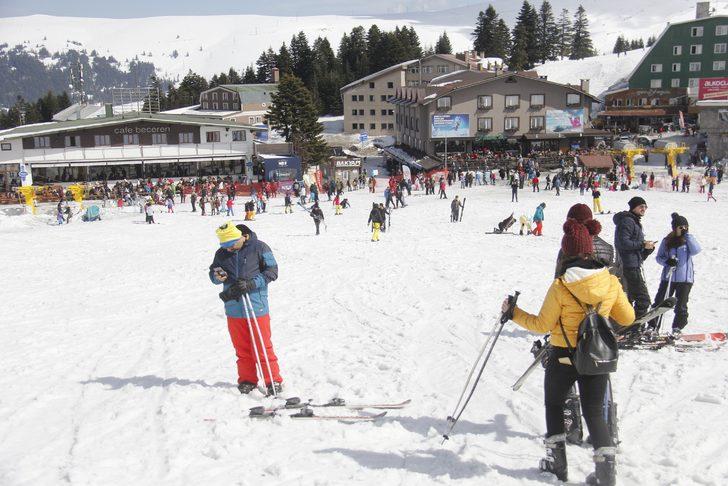 Sezon uzadı, tatilciler soluğu Uludağ'da aldı G3