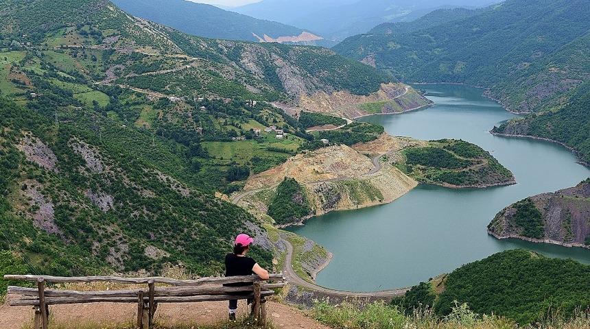 Top&ccedil;am G&ouml;l&uuml; turizmin yeni g&ouml;zdesi