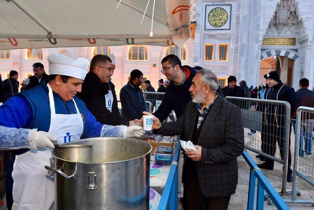 Başkan Türkmen: Çamlıca Camii asrın mührüdür