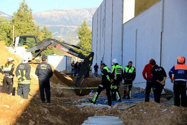 Muğla’da göçük altında kalan işçi öldü