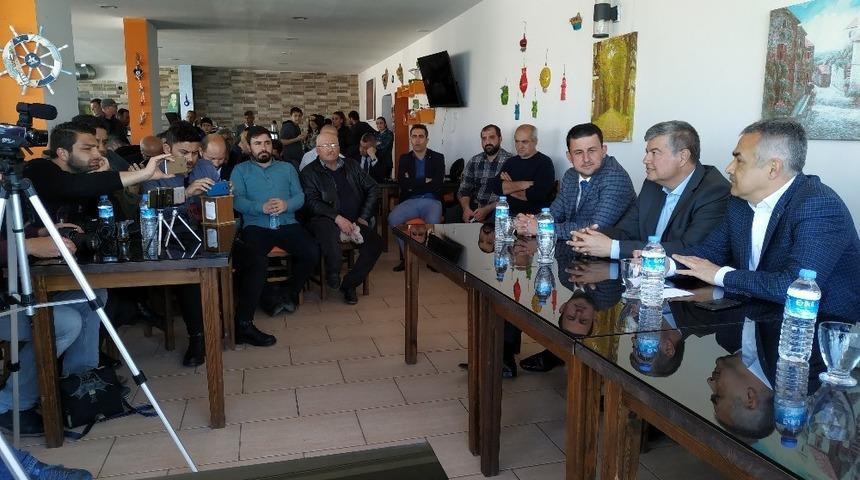 Mustafa Savaş, Fuat Akdoğan ile basın toplantısı d&uuml;zenledi