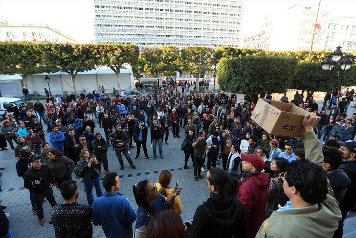 Aynı hastanede 11 bebeğin ölümüne protesto G1
