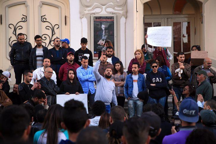 Aynı hastanede 11 bebeğin ölümüne protesto G2