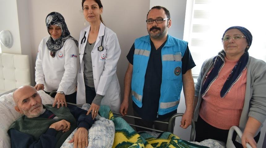 Mersin&rsquo;de evde sağlık hizmeti y&uuml;z g&uuml;ld&uuml;r&uuml;yor