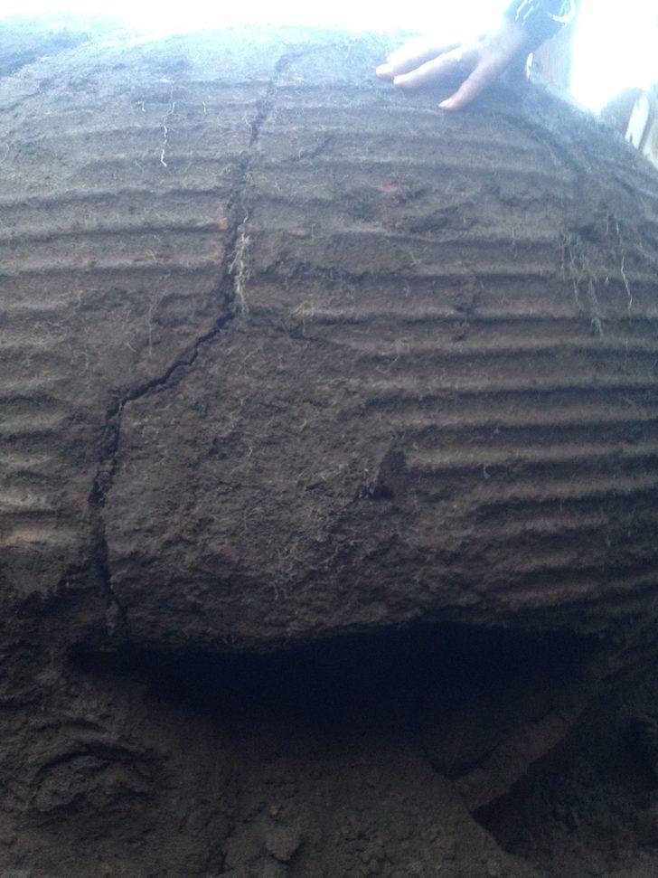 Tesadüfün böylesi! Tarla sürerken tarihi eser buldu G2