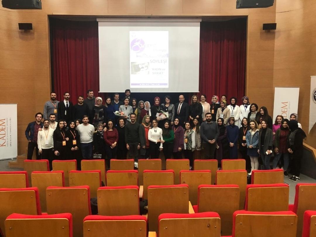 EBY&Uuml;&rsquo;de &ldquo;Kadın ve Siyaset&rdquo; paneli yapıldı