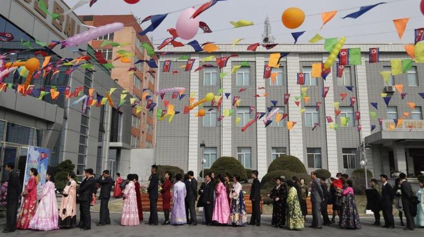 Kuzey Kore'de halk sandık başında