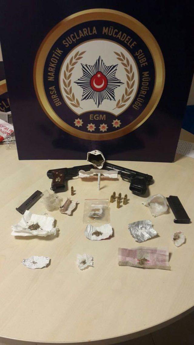 Bursa'da uyuşturucu operasyonu: 21 gözaltı