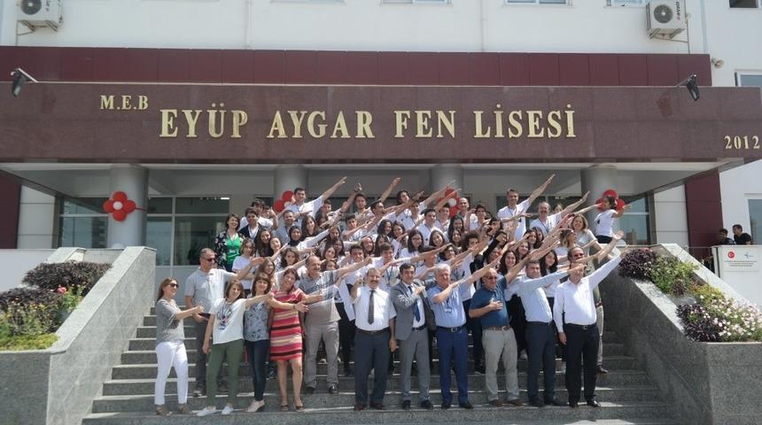 Fen Lisesi öğrencileri 3. Avrupa turuna çıkıyor