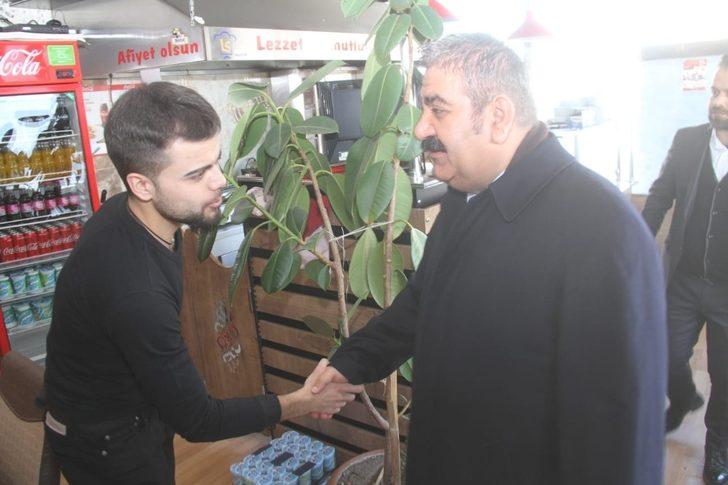 Palandöken Başkan Adayı Muhammet Sunar kapı kapı geziyor G2