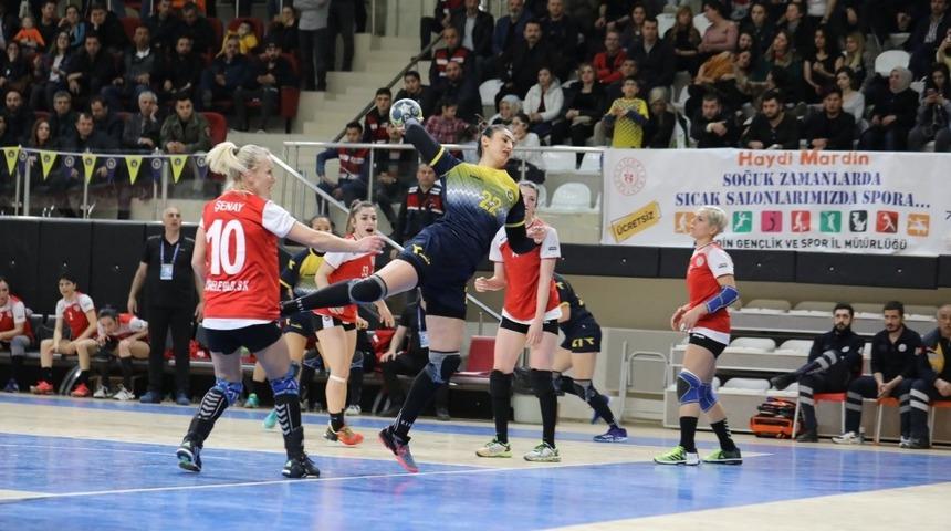 Hentbolda S&uuml;per Lig sevinci