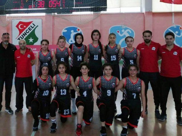 Van Büyükşehir Belediyespor Bayan Basketbol Takımı bölge şampiyonu oldu