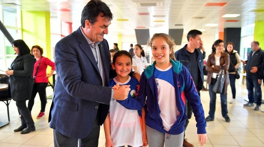 Gen&ccedil; Raketler Şampiyonluk İ&ccedil;in Ter D&ouml;kt&uuml;