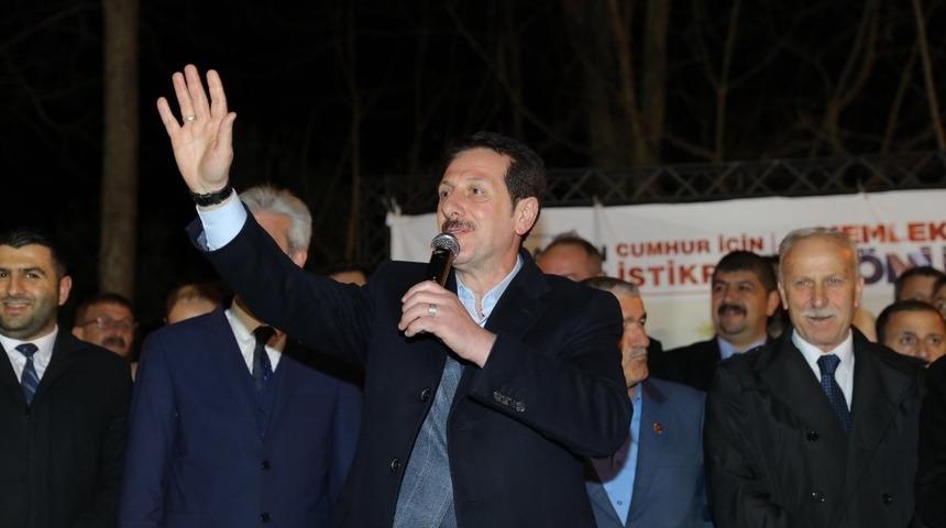 Başkan Tok: "Gençlerimizi geleceğe hazırlıyoruz"