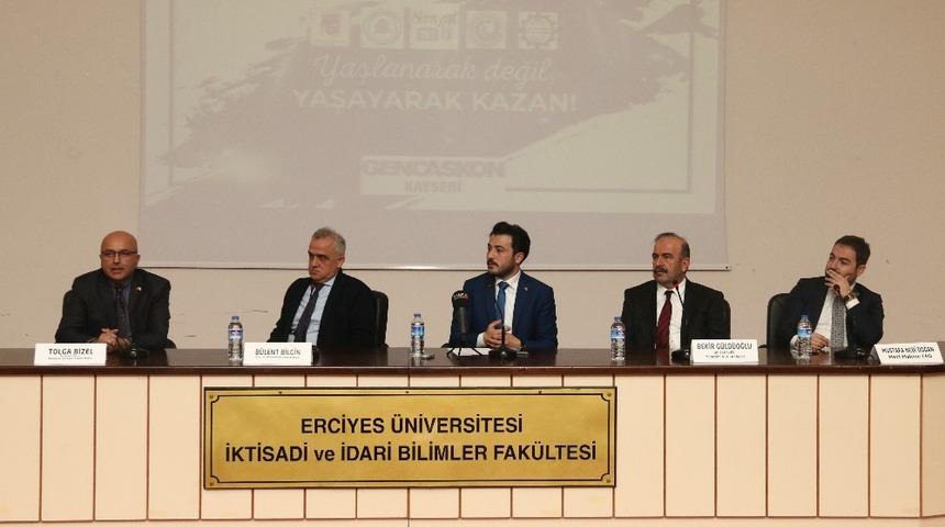 ER&Uuml;&rsquo;de &ldquo;Yaşlanarak Değil, Yaşayarak Kazan&rdquo; Konulu Panel D&uuml;zenlendi