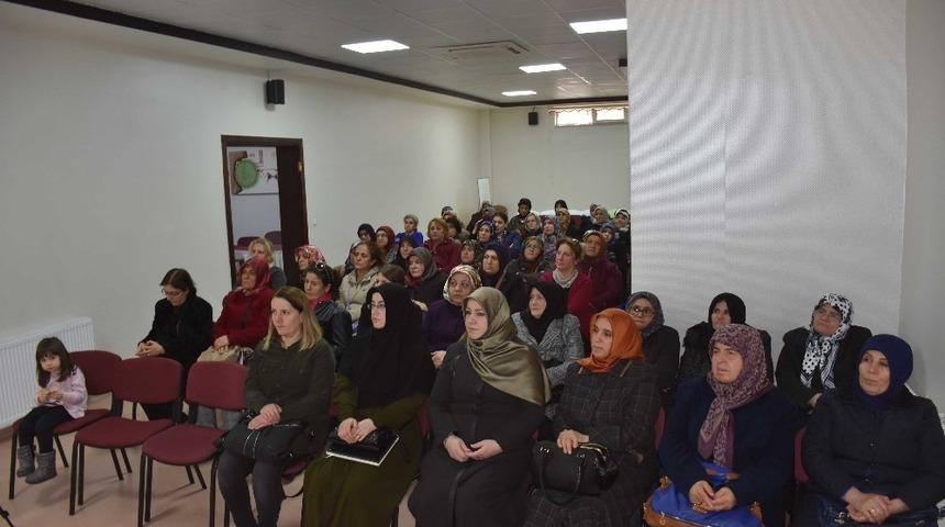 T&uuml;rk k&uuml;lt&uuml;r&uuml;nde iyilik kavramı anlatılıyor