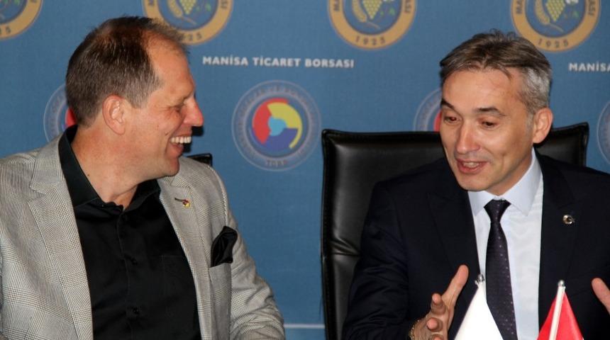 Millet İttifakı adayı Şıktaşlı&rsquo;dan Ticaret Borsasına ziyaret