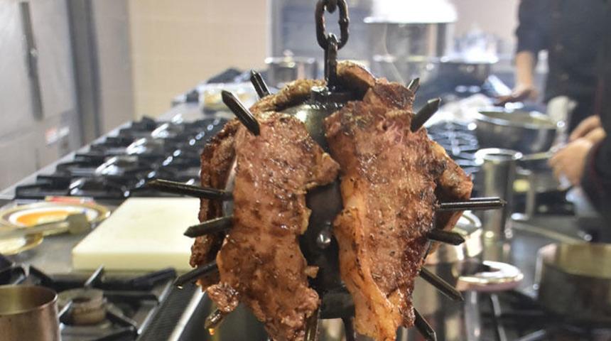 Osmanlı saray mutfağını günümüze taşıyorlar