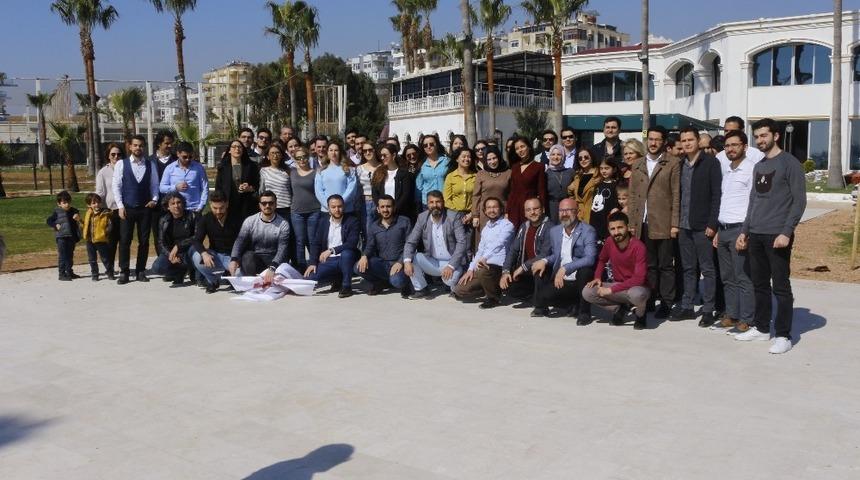 Baro Başkanı Yeşilboğaz, stajyer avukatlarla kahvaltıda buluştu