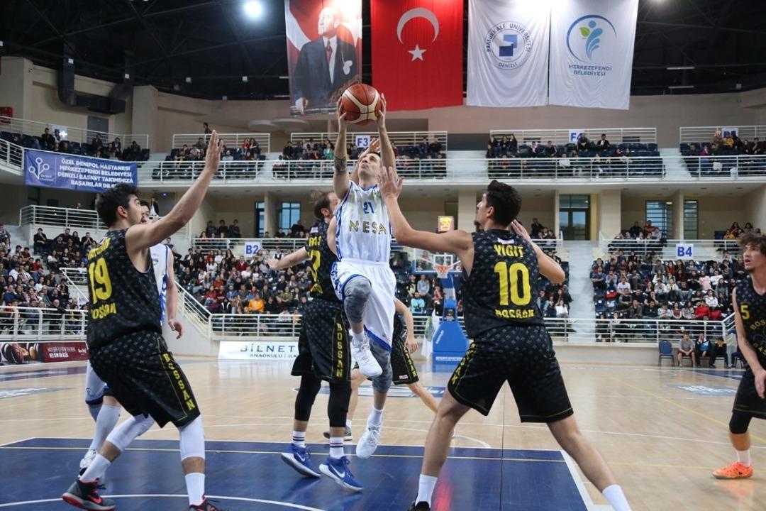 Denizli Basket ligin bitimine 2 hafta kala liderliğini garantiledi