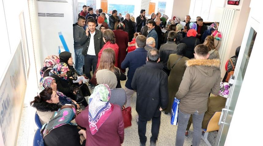 Yozgat&rsquo;ta 708 TOKİ konutuna 2 g&uuml;nde 450 kişi m&uuml;racaat etti
