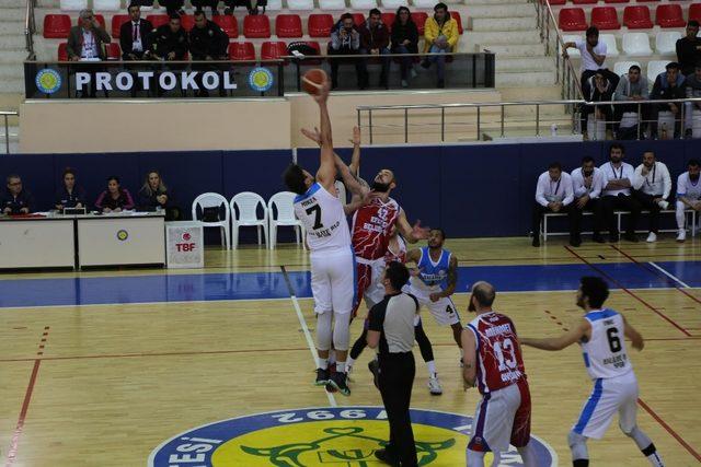 Haliliye basketbol takımında play off sevinci