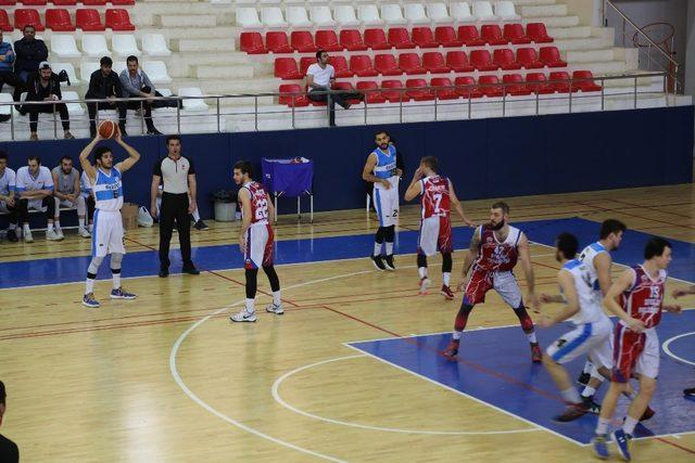 Haliliye basketbol takımında play off sevinci